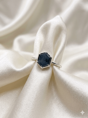 Hexagon Labradorite Ring