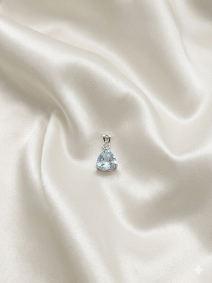Trillion Cut Aquamarine Pendant