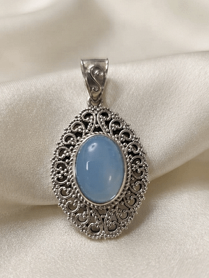 Vintage Chalcedony Filigree Pendant Vintage Chalcedony Filigree Pendant