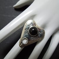 PLANCHETTE / OUIJA RING