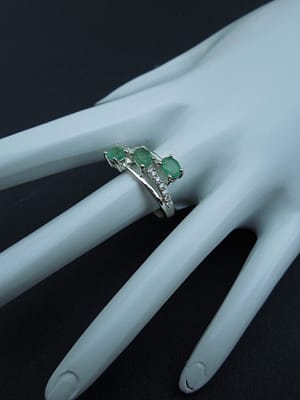 EMERALD RING