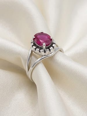 Vintage-Style Ruby Solitaire Ring