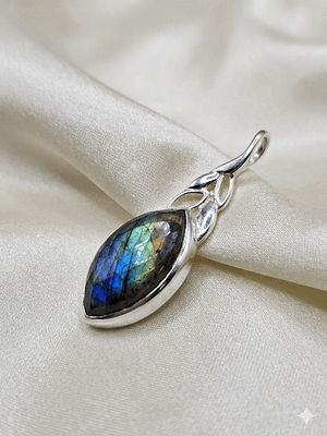 Moonlit Marquise Labradorite Pendant