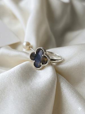 Clove Ring