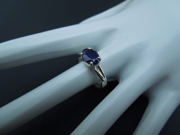 SAPPHIRE RING