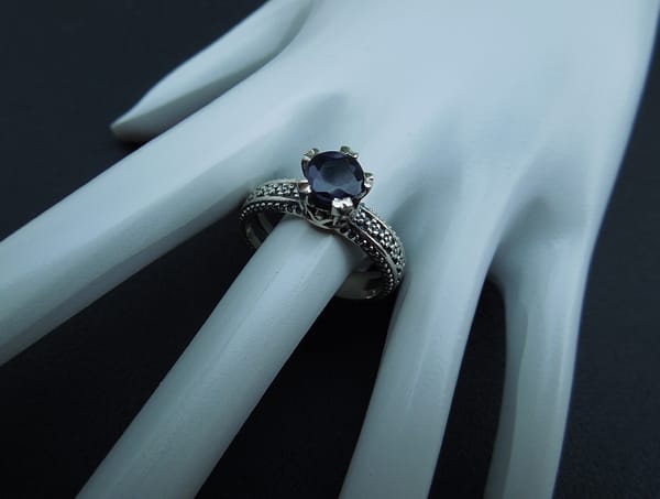 SAPPHIRE RING