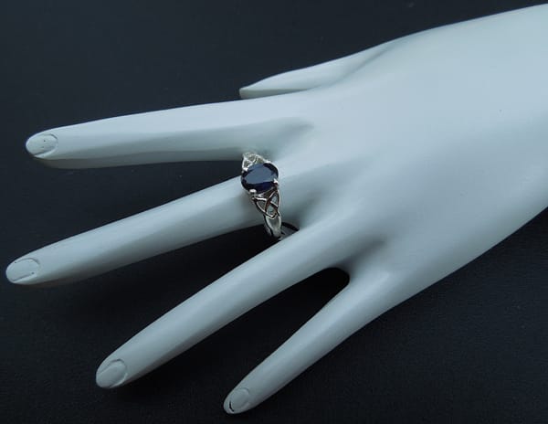 SAPPHIRE RING