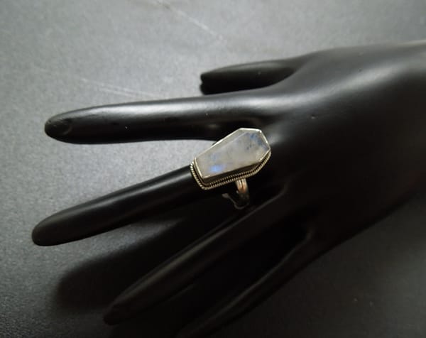 LARGE COFFIN RING