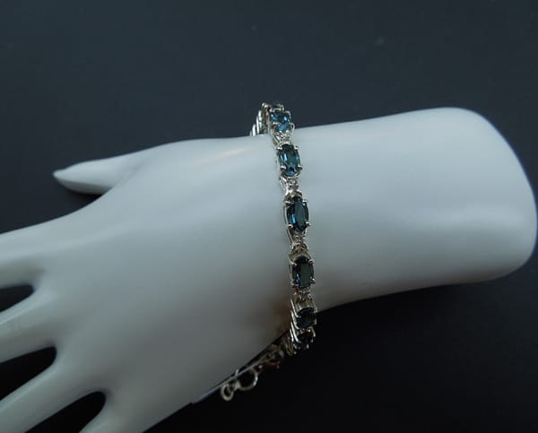 LONDON BLUE TOPAZ BRACELET