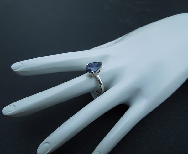 SAPPHIRE RING